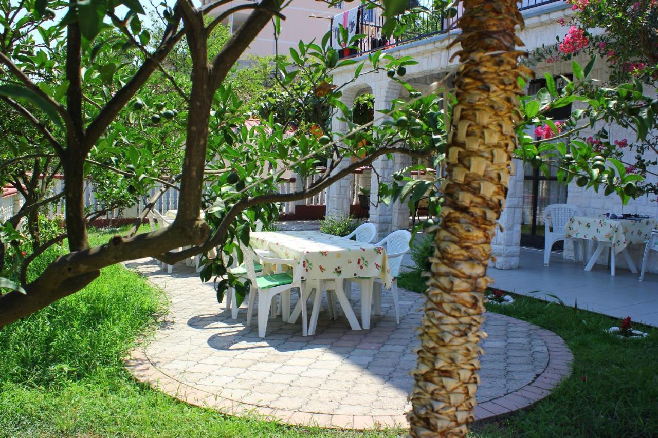 Guest House Aldin Ulcinj Ngoại thất bức ảnh