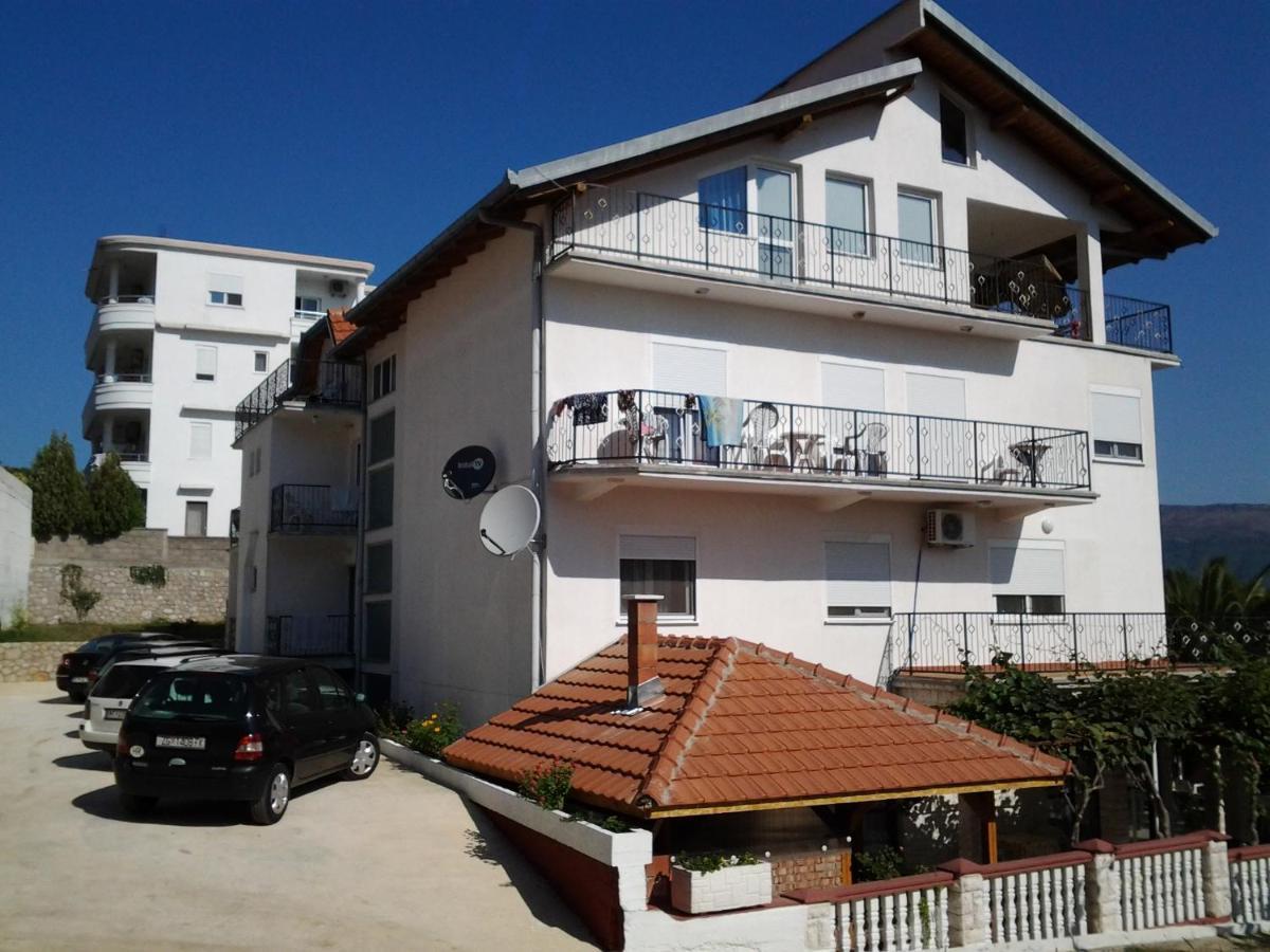 Guest House Aldin Ulcinj Ngoại thất bức ảnh
