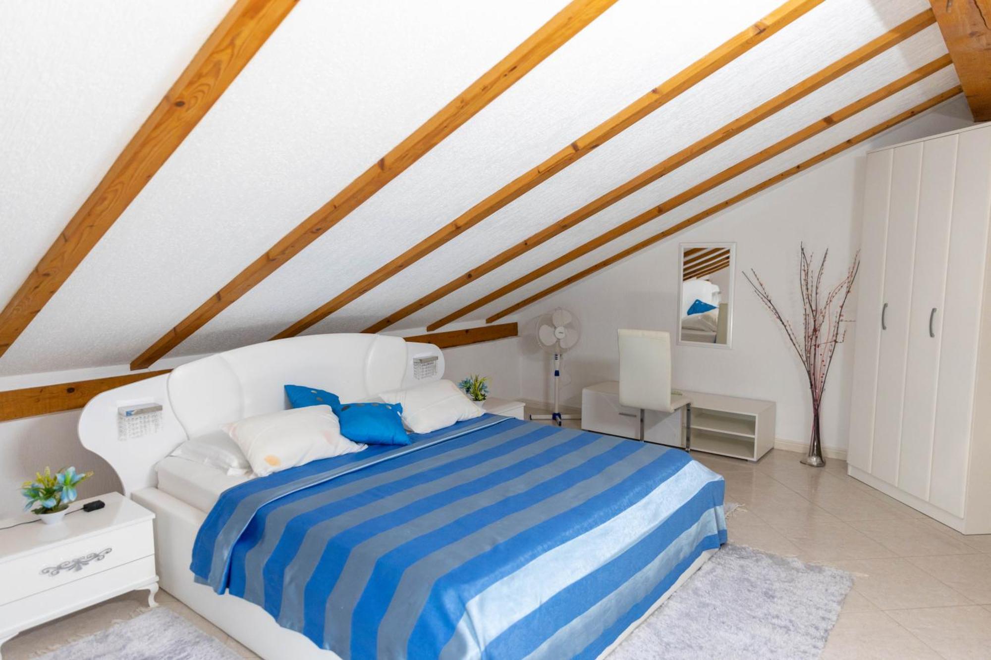 Guest House Aldin Ulcinj Ngoại thất bức ảnh