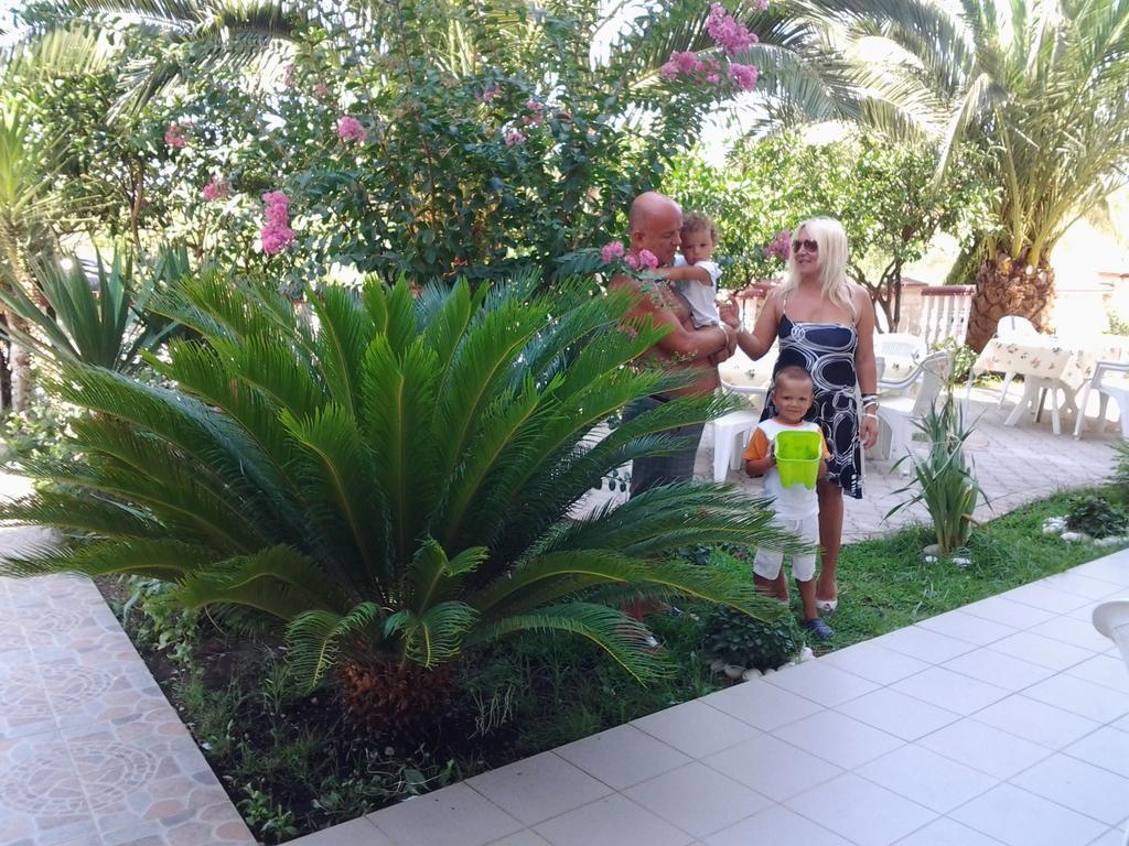 Guest House Aldin Ulcinj Ngoại thất bức ảnh