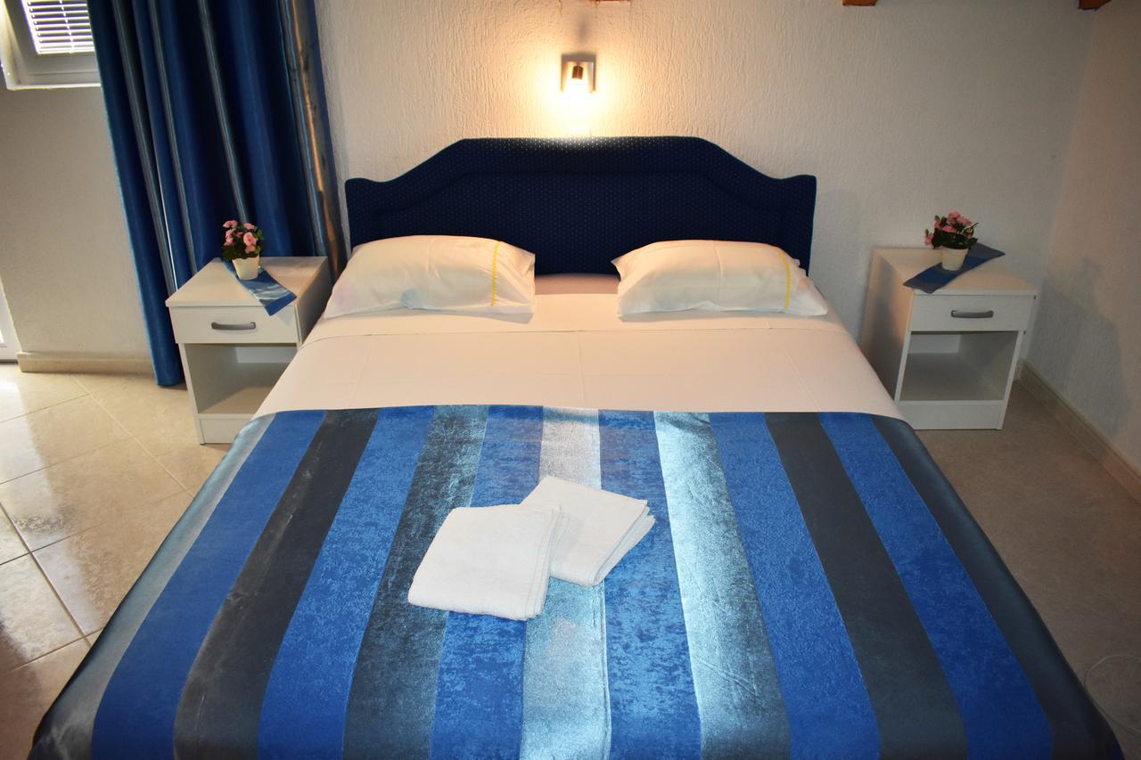 Guest House Aldin Ulcinj Ngoại thất bức ảnh