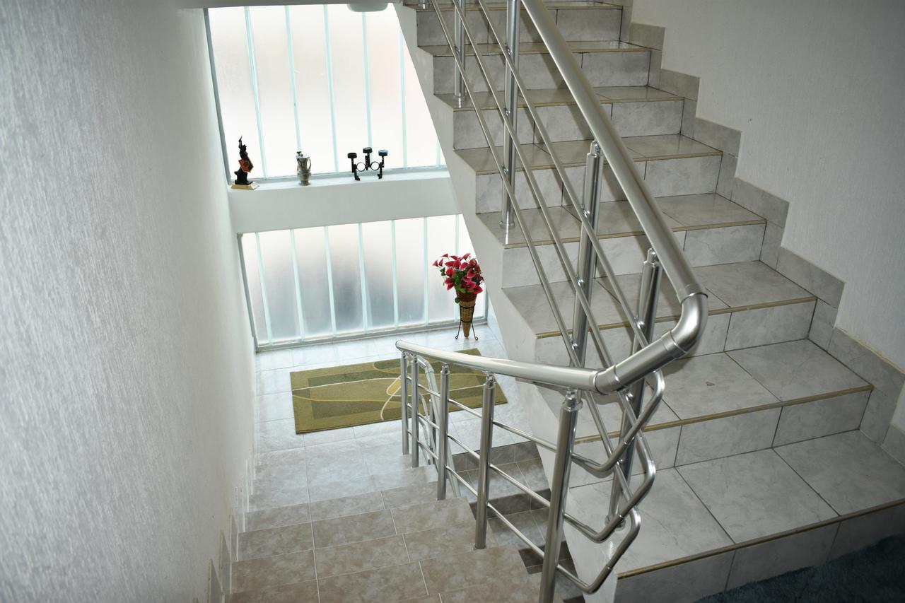 Guest House Aldin Ulcinj Ngoại thất bức ảnh